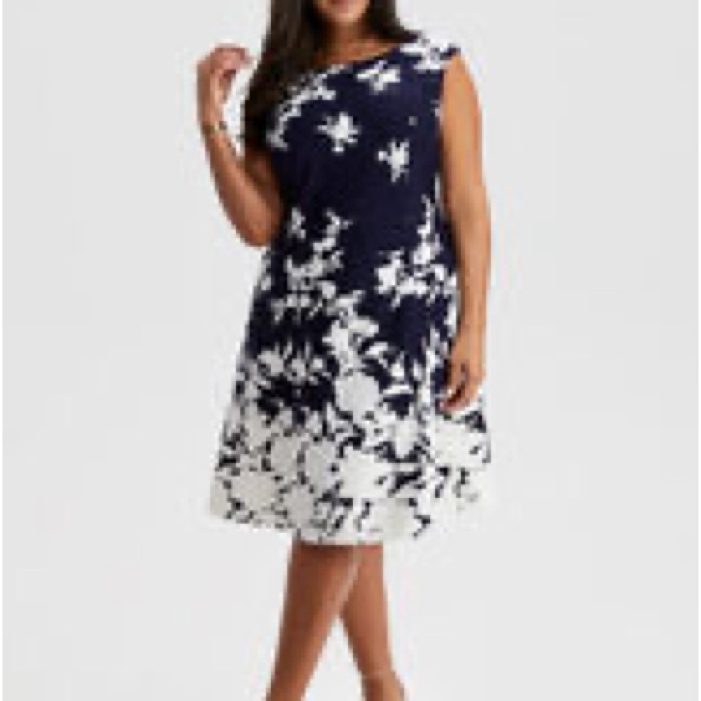 Laura fit and flare navy/cream dress. Size 16W